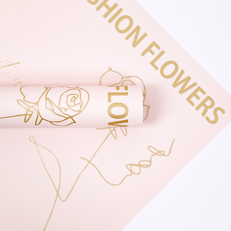 Papier do pakowania Flower Love-Bouquet z motywem róż